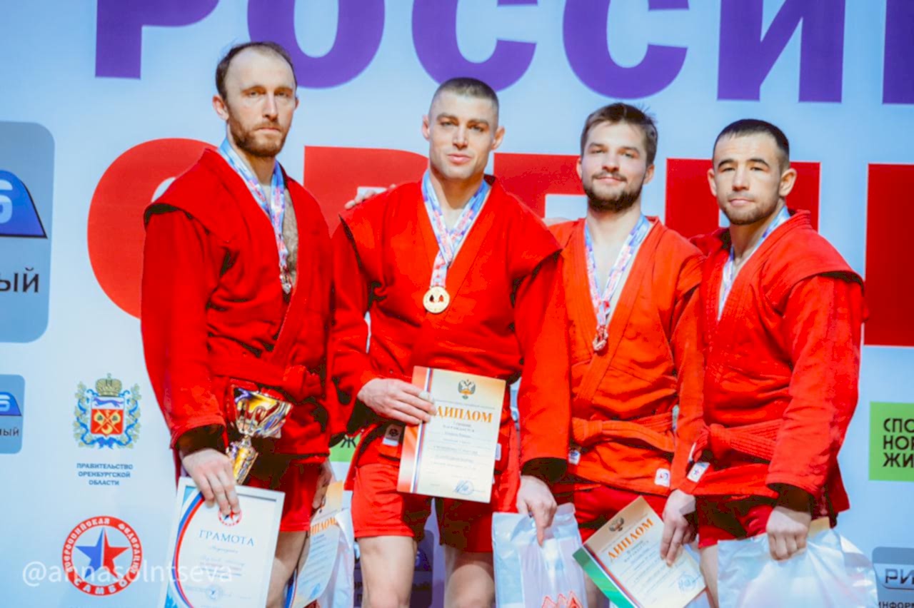 В первый день чемпионата Казахстана по самбо спортсмены «Самбо-70» завоевали 8 медалей